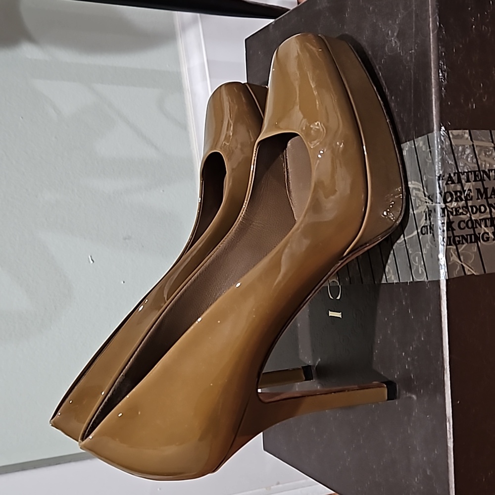 Gucci authentic women heels